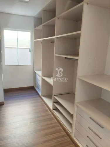 ?? VIVA O MELHOR DO CONDOMÍNIO SUN LAKE Belíssima casa com 3 suítes (1 master), ao lado da