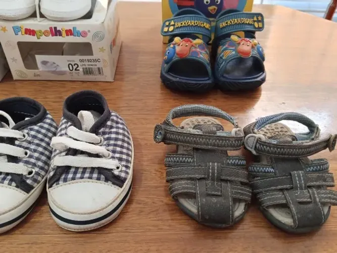 Kit com 8 lindos pares de Sandália para seu bebê!