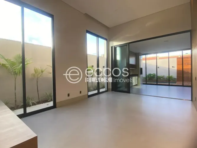 Casa em condomínio à venda, 3 quartos, 3 suítes, 1 vaga, Damha Residencial Uberaba III - U