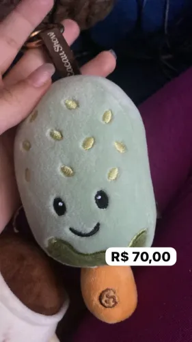 Chocomigos Latinho Pistache - Cacau show - Pelúcia picolé Chaveiro