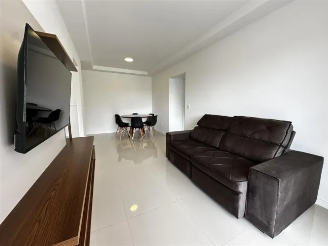 Locação Anual - Apartamento semi mobiliado no Bairro Tabuleiro - Camboriú/SC