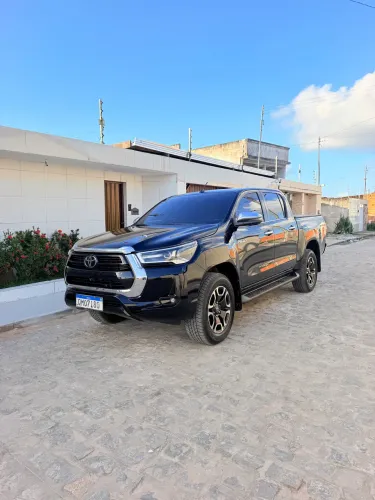 Toyota Hilux CD SRX 4X4 2.8 TDI 16V Diesel Aut. 2023
