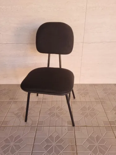 Vende-se cadeira