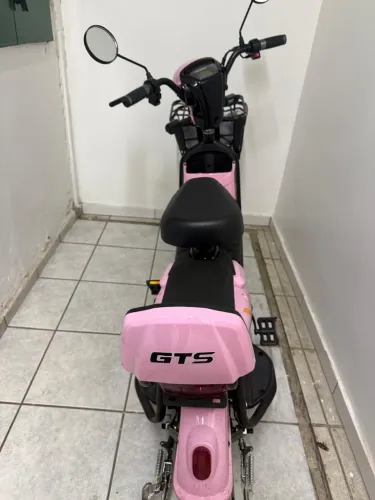 Moto eletrica GTS