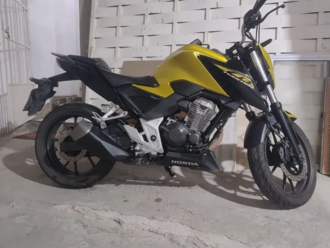Cb twister