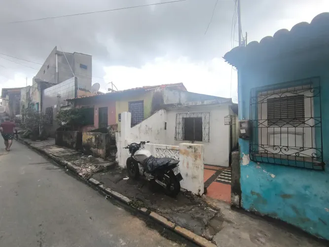Casa na liberdade 2 quartos