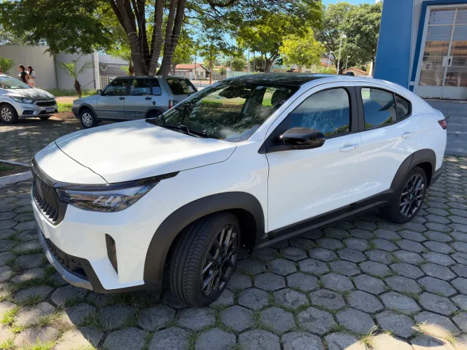 Fiat Fastback Impetus 200 T. AUT (hibrído) 2026