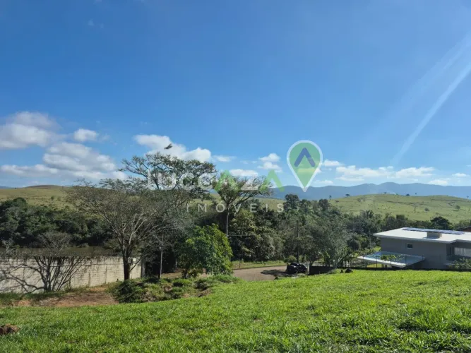 Terreno em condomínio de luxo em São José dos Campos-SP, Condomínio Colinas do Parahyba, 1