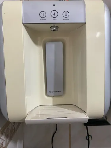 Bebedouro electrolux