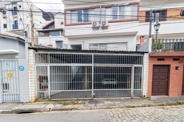 Casa comercial na Rua Gregório Fonseca, 166 210 m²
