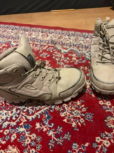 Bota Oakley Original beje Tam. 42 | Usada