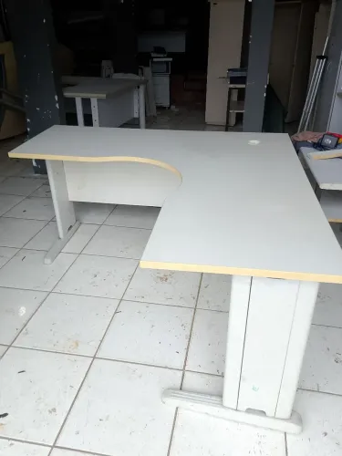 Mesa L grátis escrivaninha