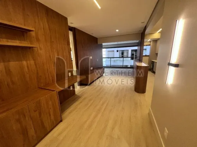 Locação - Apartamento de 81 metros com 2 suítes e 1 vaga na Rua Oscar Freire