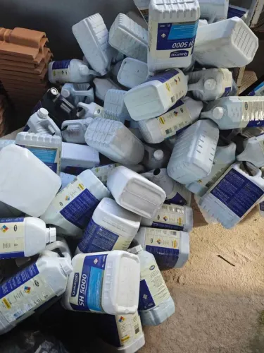 Galões bombona de 5 litros Usado