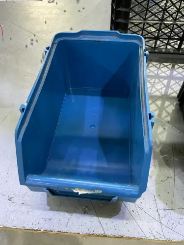 Bin número 5 azul