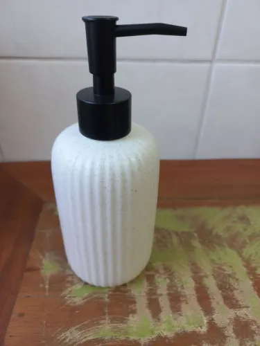 Porta sabonete líquido em cerâmica - 420ml - NOVO