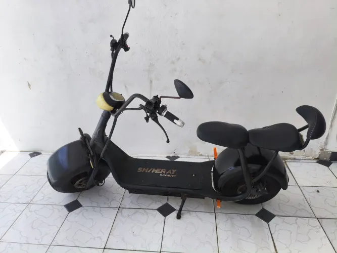 Scooter elétrica