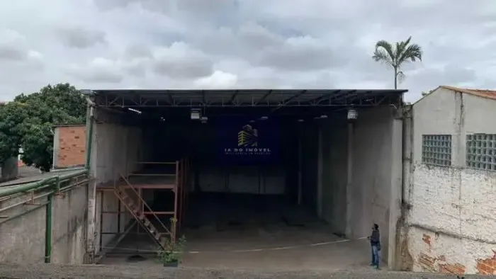 Pavilhão/Galpão Salão Comercial para alugar.