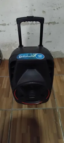Vendo som mondial 550 rms