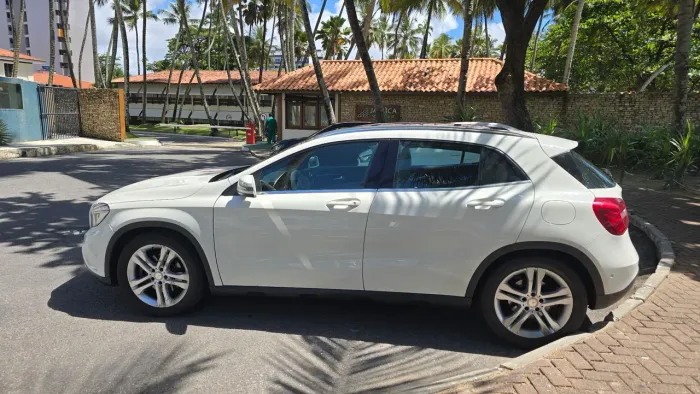 Mercedes-Benz GLA 250 Vision 2.0 TB 16V 211cv Aut. 2015