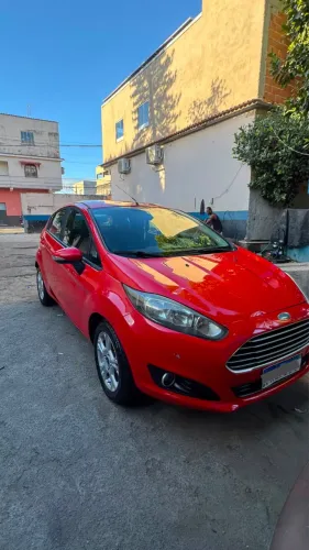 Ford Fiesta SEL 1.6 16V Flex Aut. 5P 2017