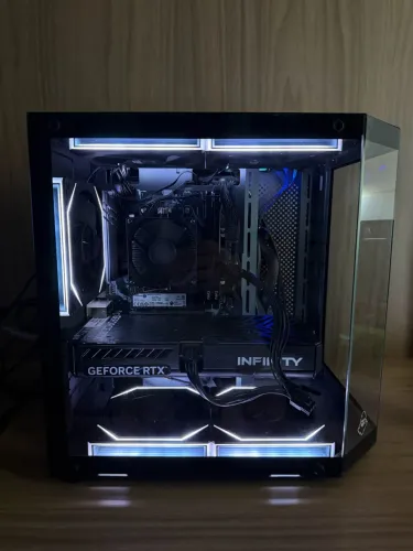 PC GAMER - RTX 5060