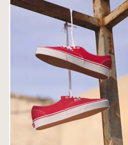 Tênis Wans Vermelho, numeração 38 novo.