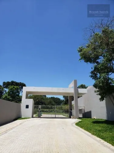 Terreno a venda em condominio fechado no Barreirinha