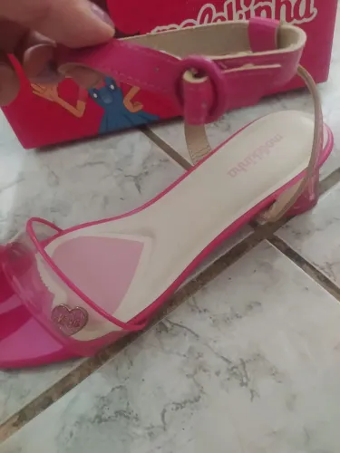 Sandália pink Molekinha