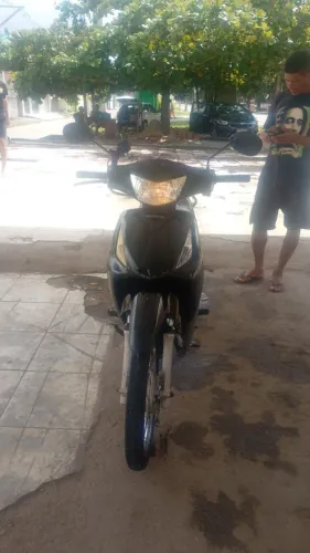 Moto atrasada com documentos placa de Rio Verde Goiás