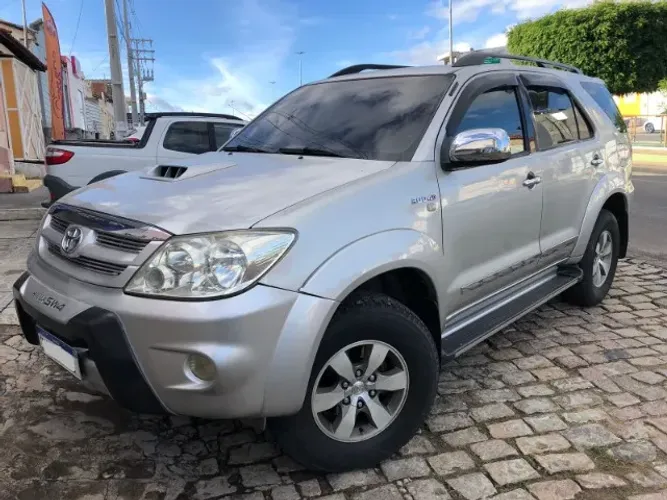 Toyota Hilux SW4 SRV D4-d 4X4 3.0 TDI Dies. AUT 2008