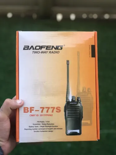 Rádio Comunicador Walkie Talkie 
