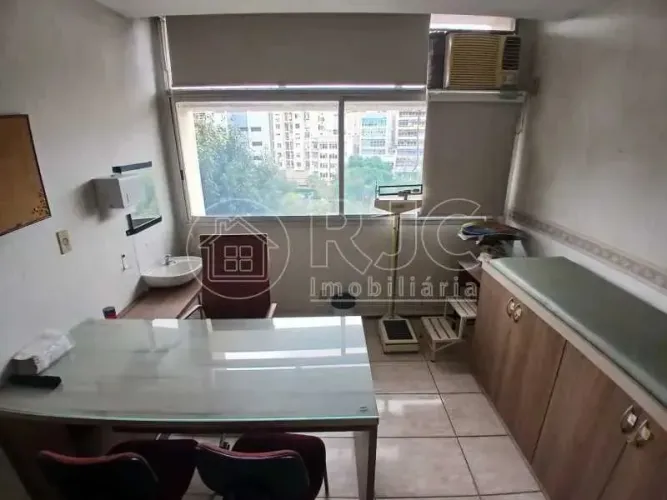 Imóvel para venda possui 27 metros quadrados em Tijuca - Rio de Janeiro - RJ