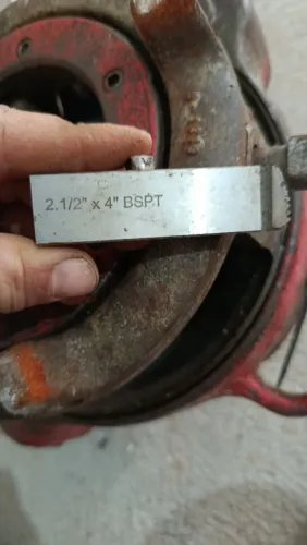 vende-se cabeço ridgid para retirada de peças, ou se preferir arrumar para uso ou revenda.