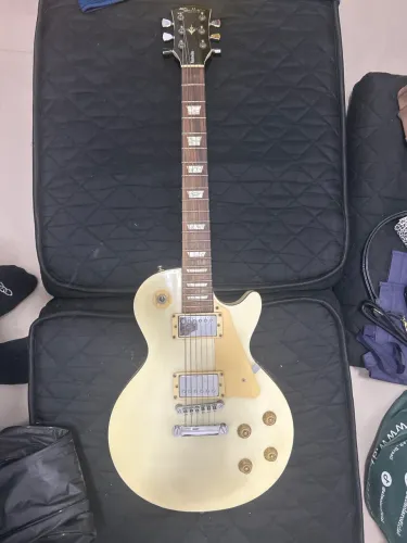 Guitarra Shelter Nashville Les Paul Branca - Excelente Timbre e Sustain
