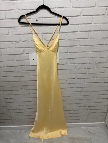 Vestido Longo Cetim Amarelo