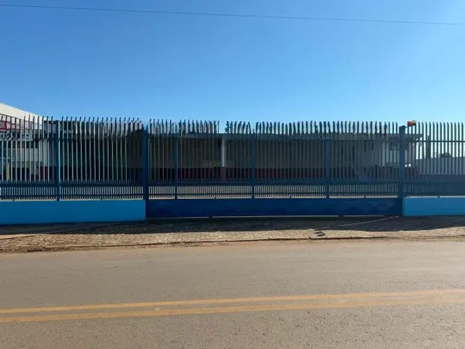 Barracão Comercial/Industrial com 2.165m² - Frente Rod. Raposo Tavares Itapetininga - SP.