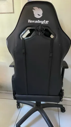Cadeira gamer ultron terabyte inclinável