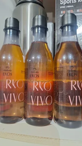 Olha o bifásico para o corpo Rio Vivo Natura