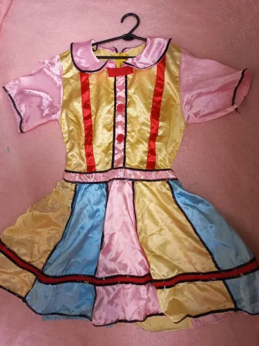 Vestido fantasia .festa junina ou festa fantasia