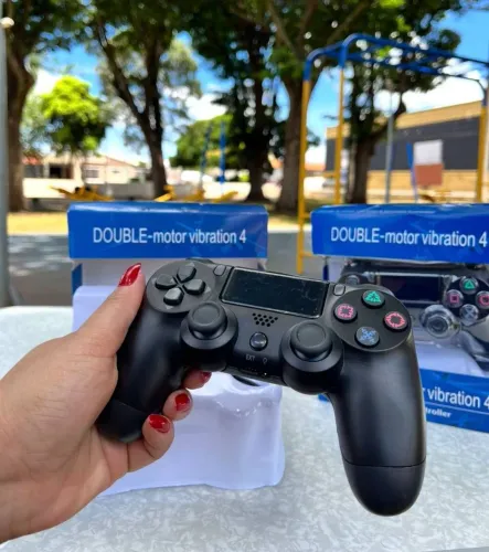 Controle Sem Fio para PS4 / PC / Celular - Novo Lacrado na Caixa