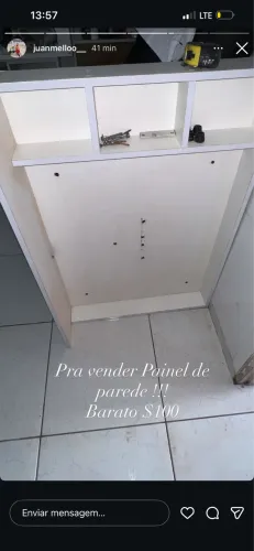 Vendo 1 penteadeira e 1 painel para tv de 35