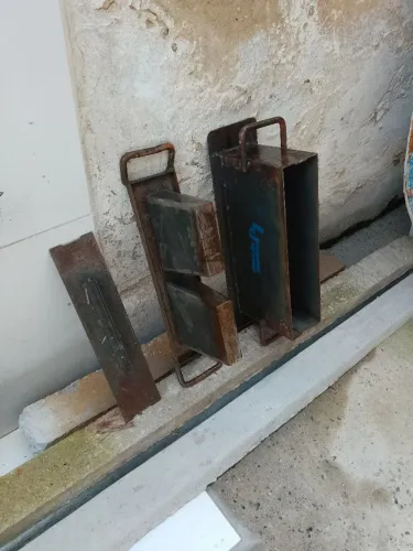 Vende-se forma de fazer bloco 200