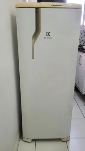 Geladeira Eletrolux