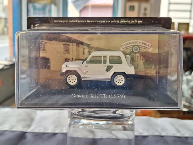 Miniatura Gurgel X12 TR 1979 Lacrada Carros Inesquecíveis do Brasil