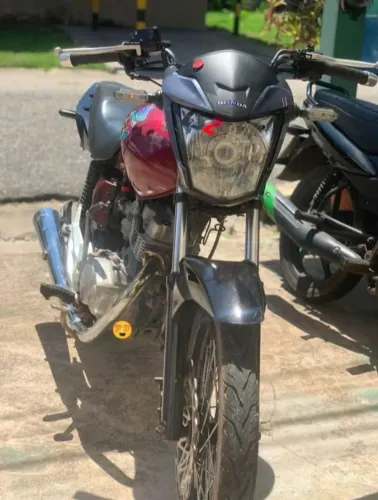 Titan 150 atrasada