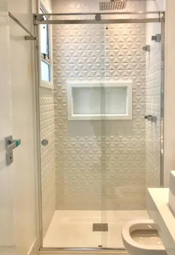 Box banheiro de Luxo 1.90 x 1.20 Cromado