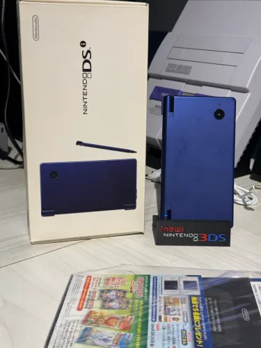 Nintendo DS Metallic Blue (versão japonesa) Na caixa , impecável super conservado