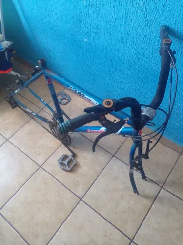 Quadro de bike e acessórios