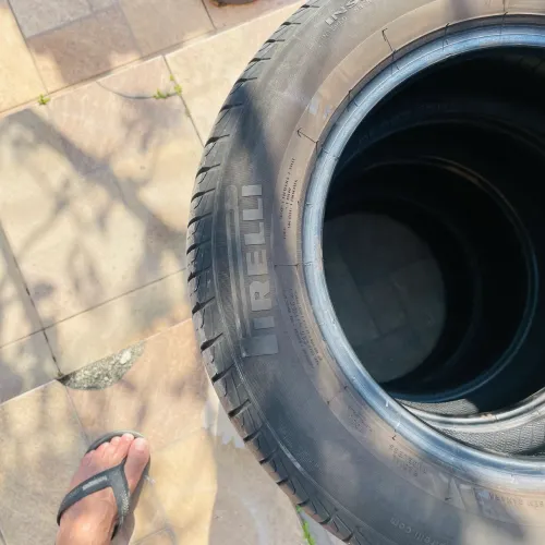 4 pneus 185/65R14 excelente semi novos